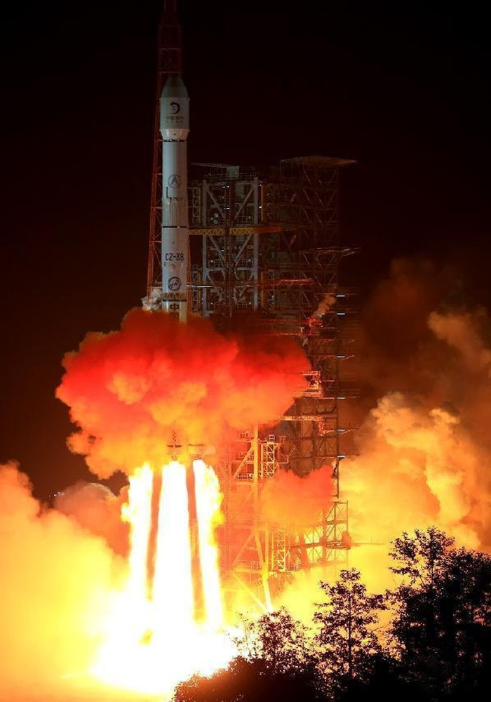 转载flash素材庆祝嫦娥三号火箭卫星发射成功